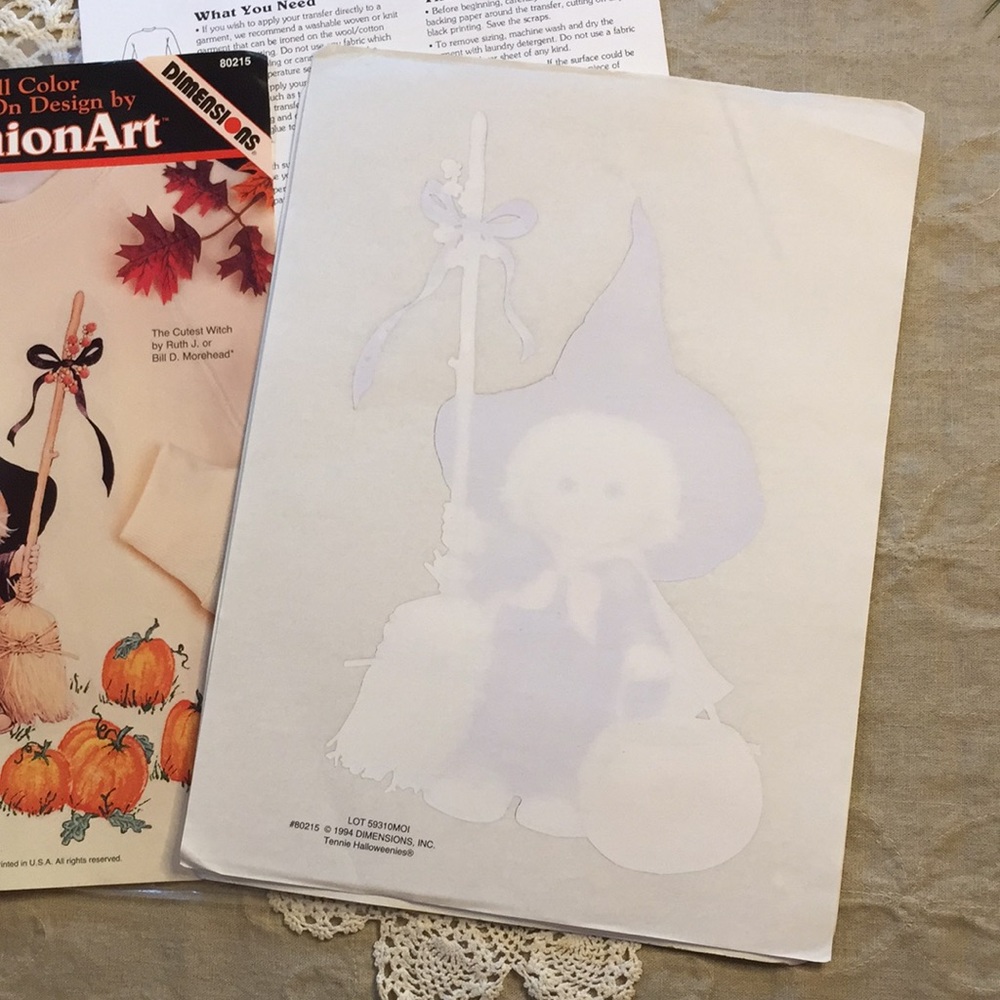 Cute Witch Halloween Trick Or Treat Iron On Vintage Appliqué - Picture 7 of 13